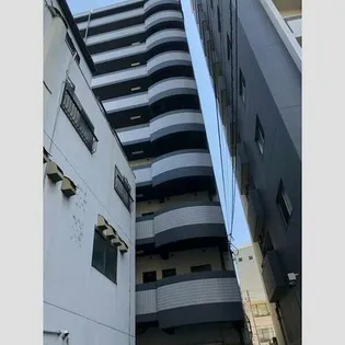 ノアーズアーク桃谷駅前の画像