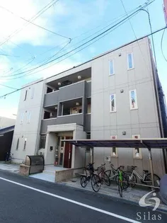 HALE KANANIの画像