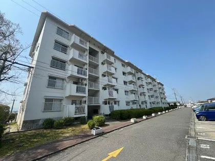 槇塚台C住宅1号棟の画像