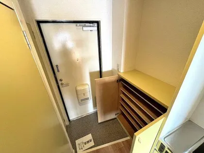 ロフティ北花田【4階】の玄関