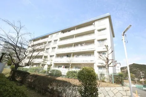 高倉台団地4団地16号棟の画像