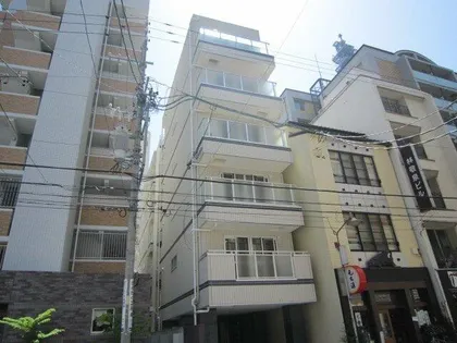 エルシア【2階】の外観