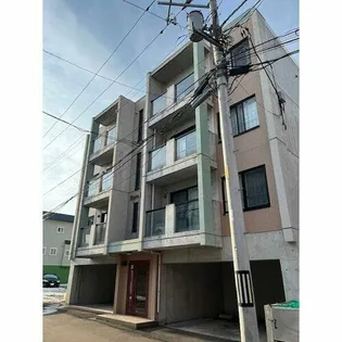 ローズロイN28【2階】の間取り