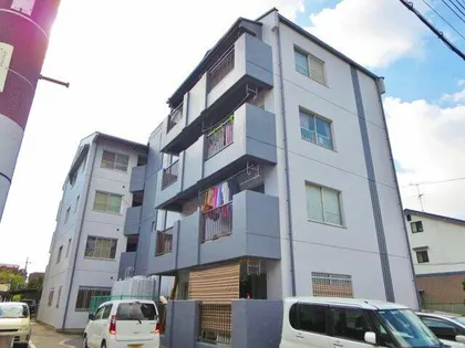 ベルベ田中【4階】の外観