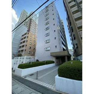 ファミーユ警固の画像