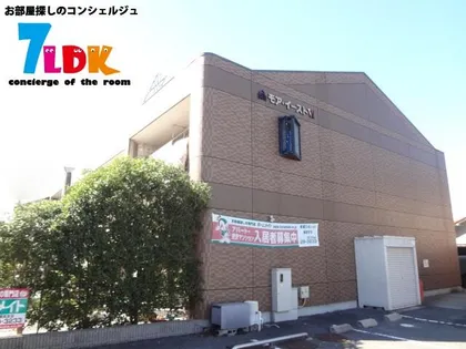 モアイーストⅥの画像