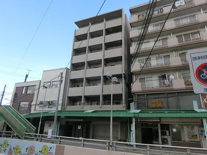 カーサブリランテ【3階】の外観
