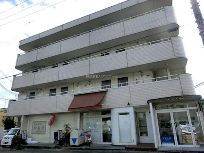 サンリーベ・プラザ【4階】の外観