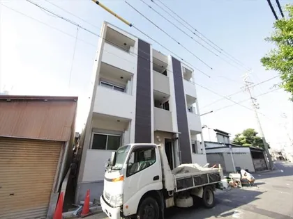 セリシール【3階】の外観