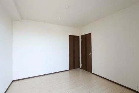 千種タワーヒルズ【13階】の居間