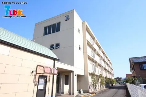 ロイヤルタケナカ【1階】の外観