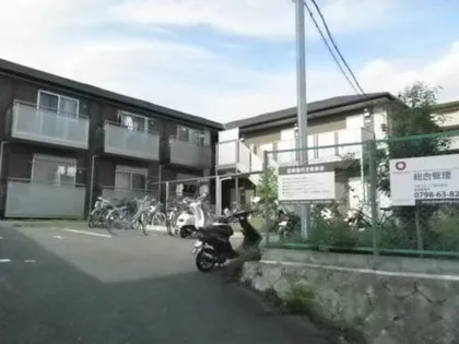 兵庫県宝塚市仁川北3丁目【アパート】の外観