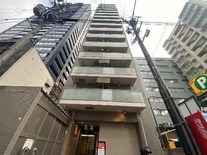 ライブコート泉【6階】の外観