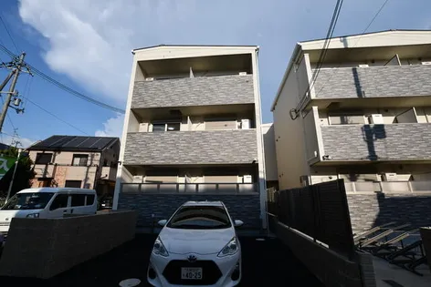 クリエオーレ藤阪中町Iの画像