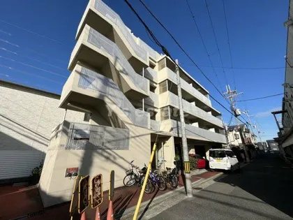 ドゥミール西山本の画像