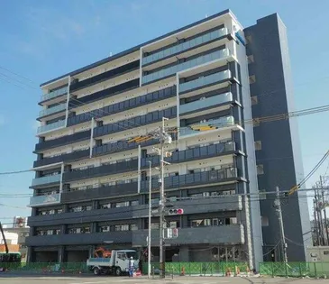 プレサンス新大阪イオリア【4階】の外観