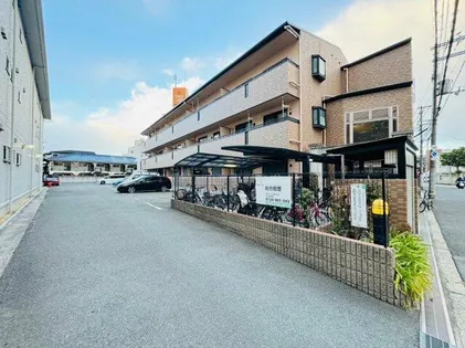 グレイスコートの画像