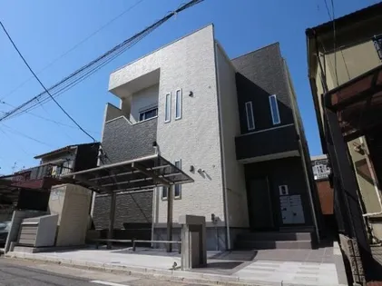 GRANDTIC緑(グランティック緑)【2階】の外観