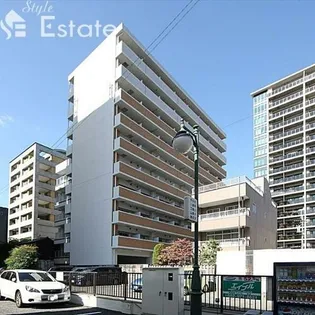 エスポアール泉【2階】の外観