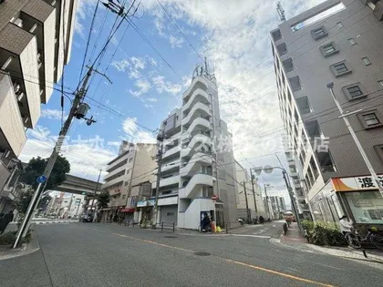 ビルアイマンション【4階】の外観