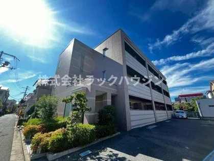 ラフィネシャンブル【3階】の外観