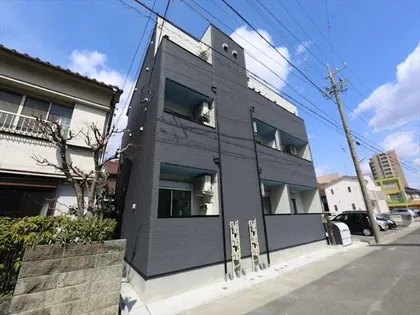BLU MARINOの画像