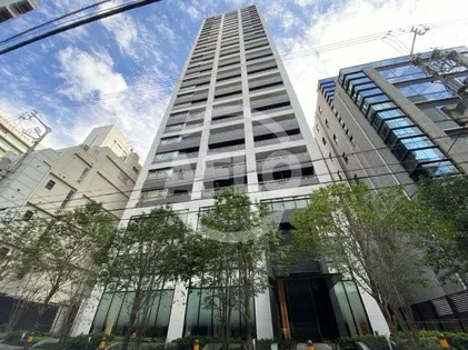 ローレルタワー心斎橋【7階】の外観