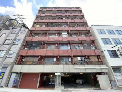 ニューライフ赤坂【2階】の外観