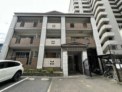 ALCYONE【3階】の外観