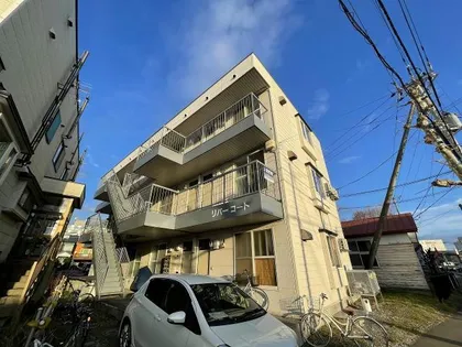 リバーコート【3階】の外観