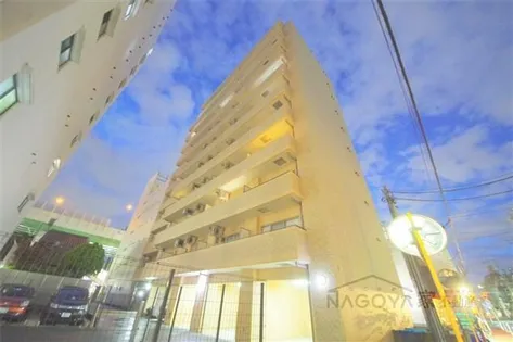 セレブランド堀田駅前【3階】の外観