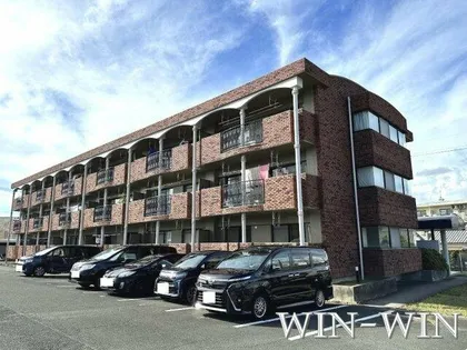 イーストパレス【3階】の外観