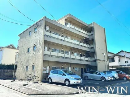 坂上アンビロン【11号室】の外観