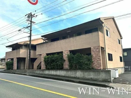 ボン・アゼリア【1階】の外観