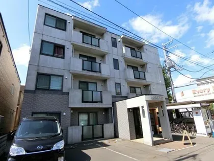 ボーンビルド【4階】の外観