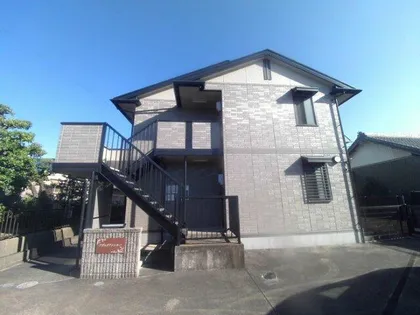 アヴェクアンシエン【2階】の外観