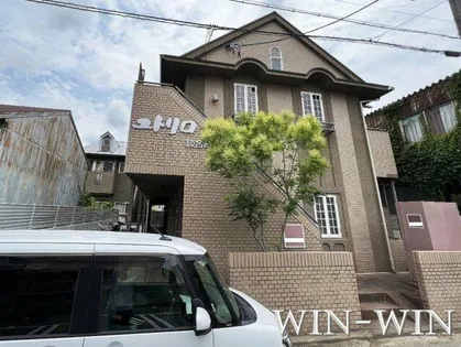 ユトリロ談合町の画像