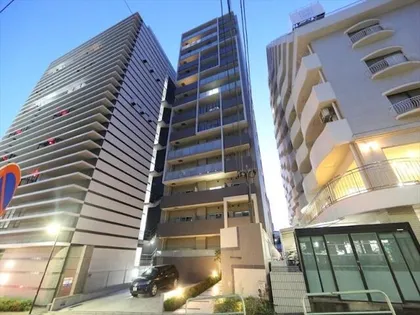 シュトルツ栄【3階】の外観