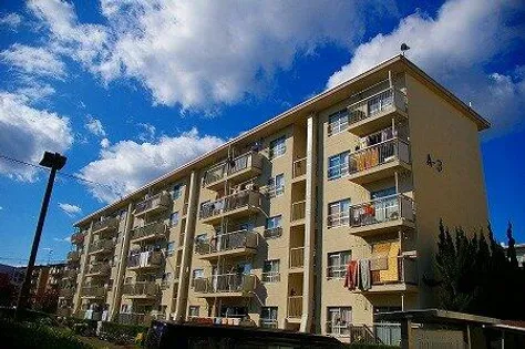 公社賃貸SMALIO 招提【4-404号室】の外観