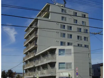 コートハウス的場の画像