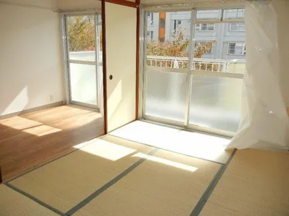 花山東団地【1階】の内装