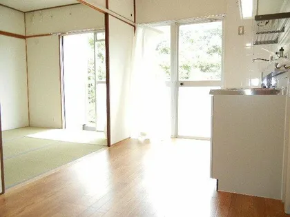 花山東団地【1階】の内装