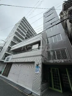 ラ・シェーリ北梅田【4階】の外観