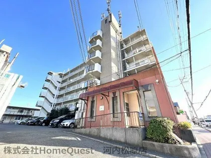 ペーンヴィラージュ【4階】の外観