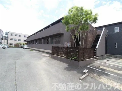 セザンヌ新栄【211号室】の外観