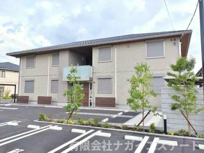 エクラージュの画像