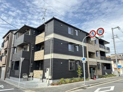 ヒカルサ大阪南恩加島の外観
