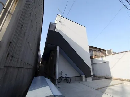 クレアーレ想の画像