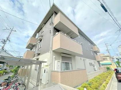 サニーコート俊徳【1階】の外観