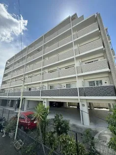 フォース三条【4階】の外観